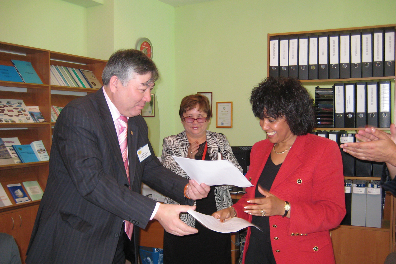 Signing Partnership Agreement in Kazakhstan Sept 09